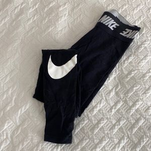 Full length Nike workout leggings